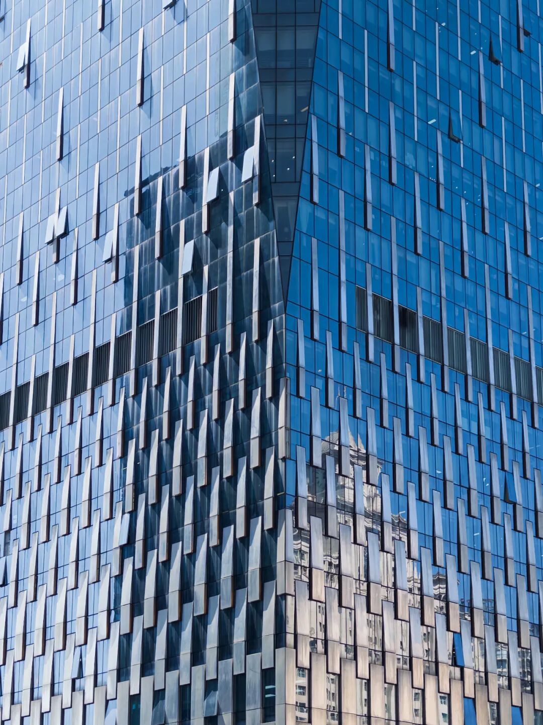 iPhone Air + Indigo:单摄手机迎来文艺复兴