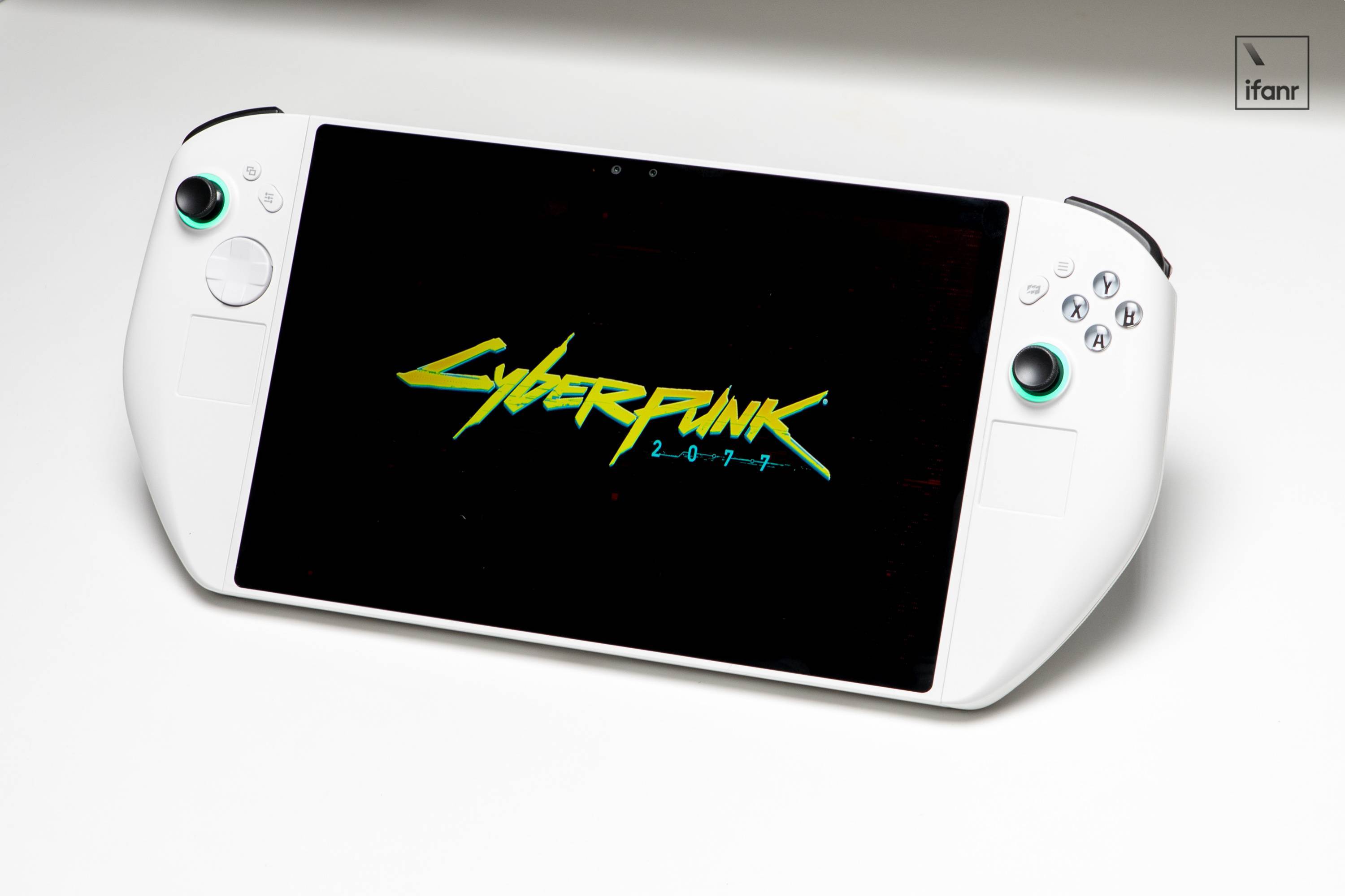 我体验了腾讯的裸眼 3D 游戏机:是鸡肋,还是战未来?