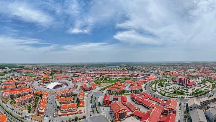 宁夏银川市永宁县闽宁镇（2025年6月1日摄，无人机照片）。新华社记者 杨植森 摄