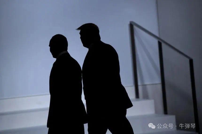 2019年,美国总统弗拉基米尔·普京(Vladimir Putin)和美国总统唐纳德·特朗普在日本大阪举行的G20峰会上合影留念。