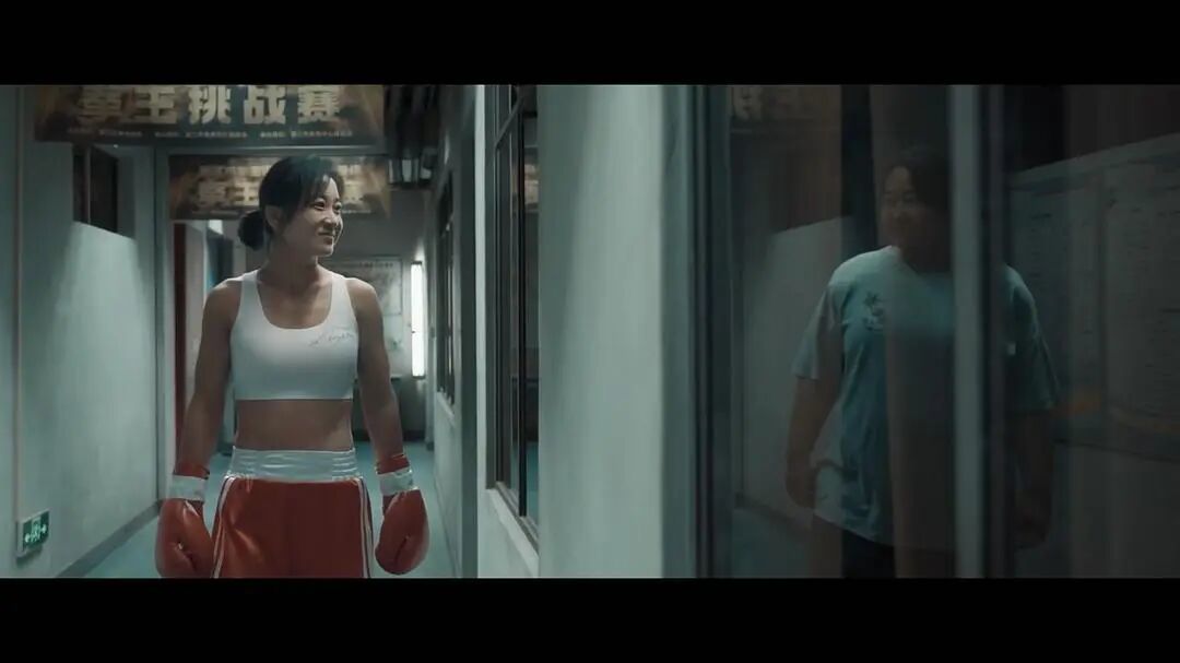 电影《热辣滚烫》