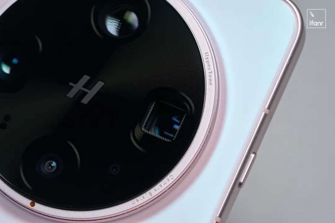 OPPO 发布 Find X8 Ultra,不再牺牲手感换影像