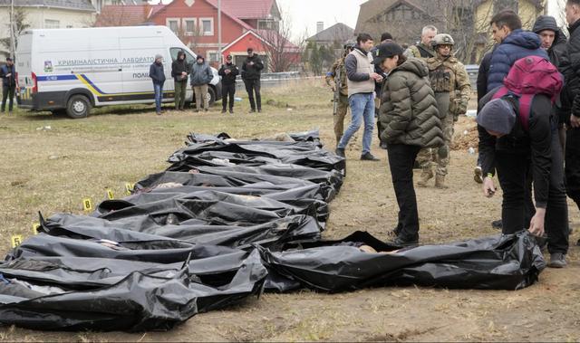 (西方将“布恰惨案”挂在嘴上,这次遇到乌克兰屠村却保持沉默)