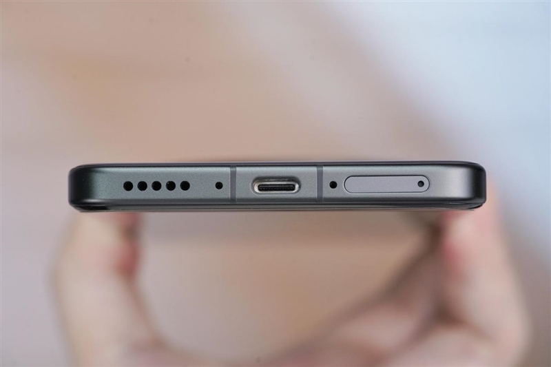 史上首款手机“大炮”!vivo X200 Ultra评测:自带外挂的全能V单