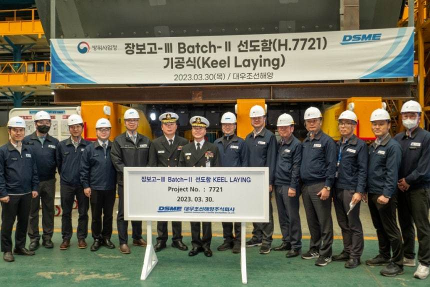 2023年3月30日,KSS-Ⅲ二批次首艇铺设艇体龙骨