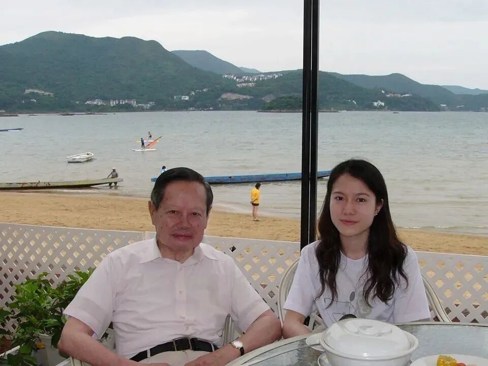 香港西贡一个海边餐厅