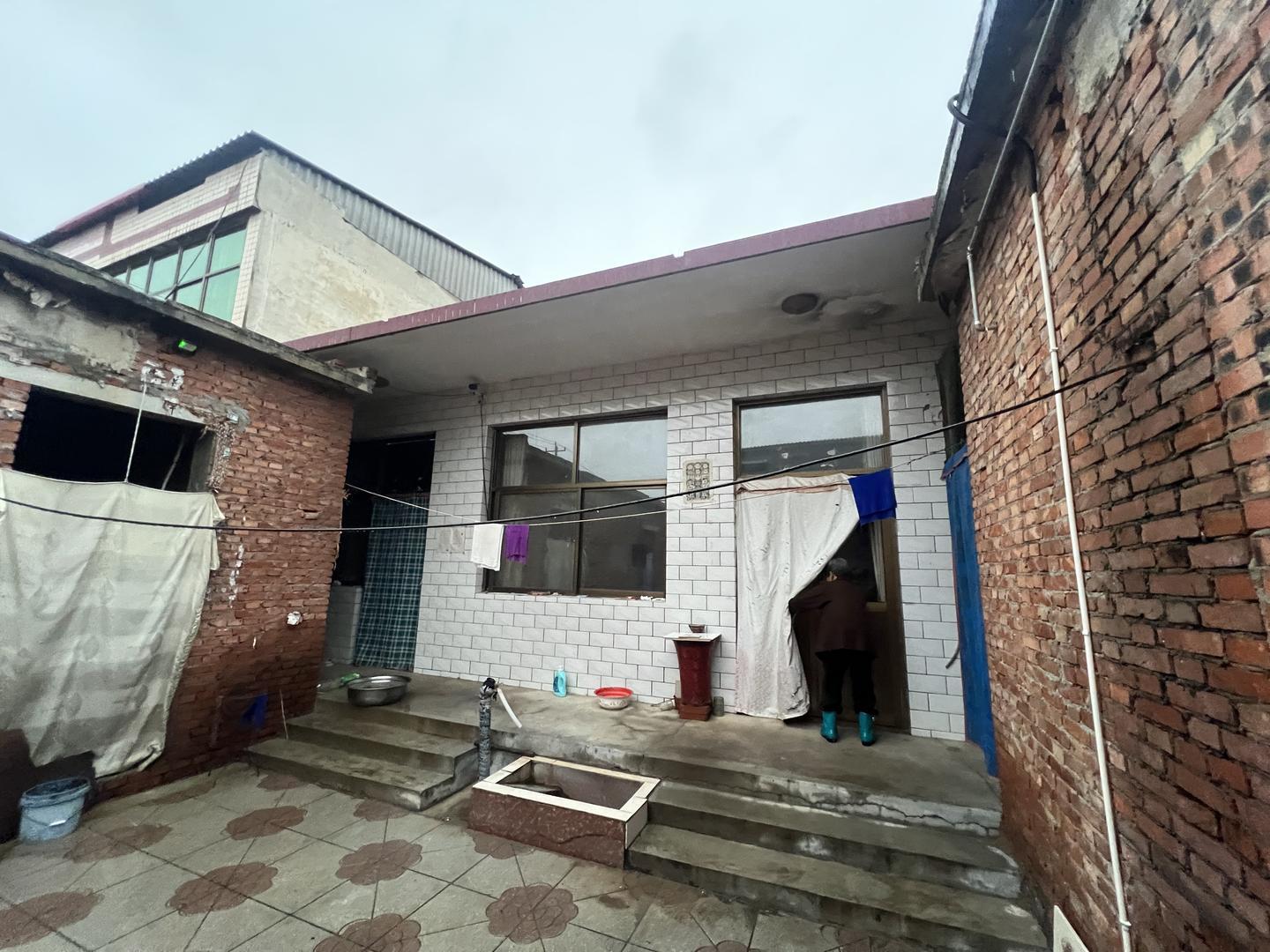 ▲董淑娟耗尽心力建起的房屋