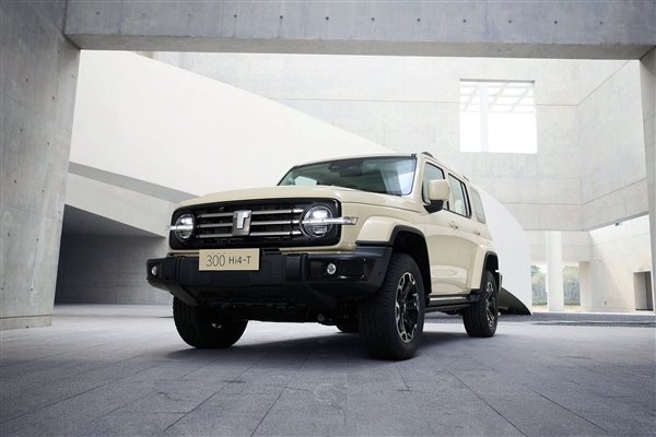 2025款坦克300内饰官图公布:取消飞机档把 怀挡、大屏上车