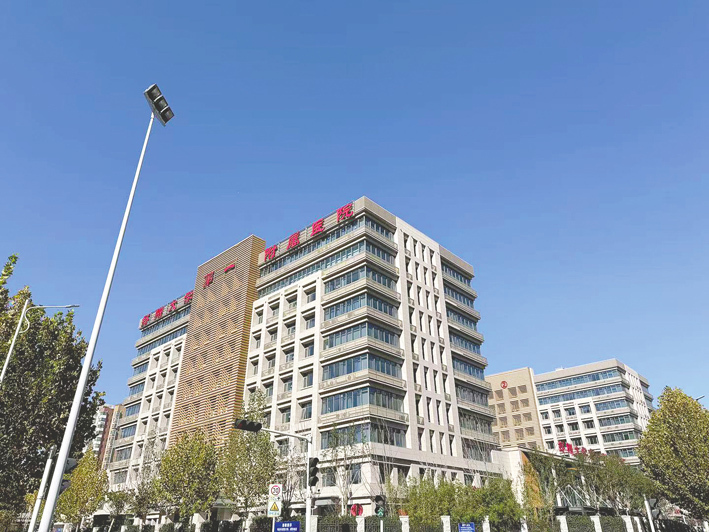 郑大一附院西院区。 每经记者 王佳飞 摄