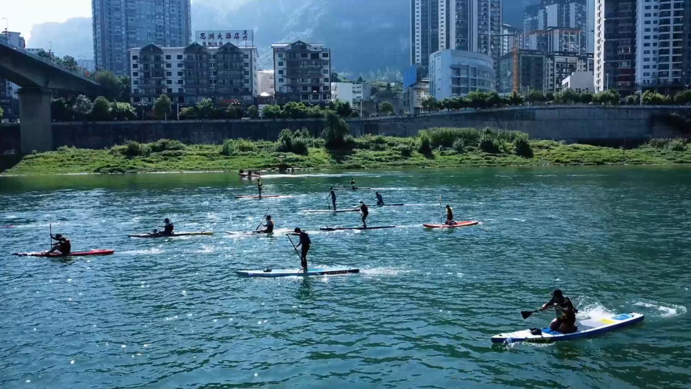经济政策一线微观察|氛围感 体验感 获得感——“清凉经济”持续激发夏日文旅消费新活力