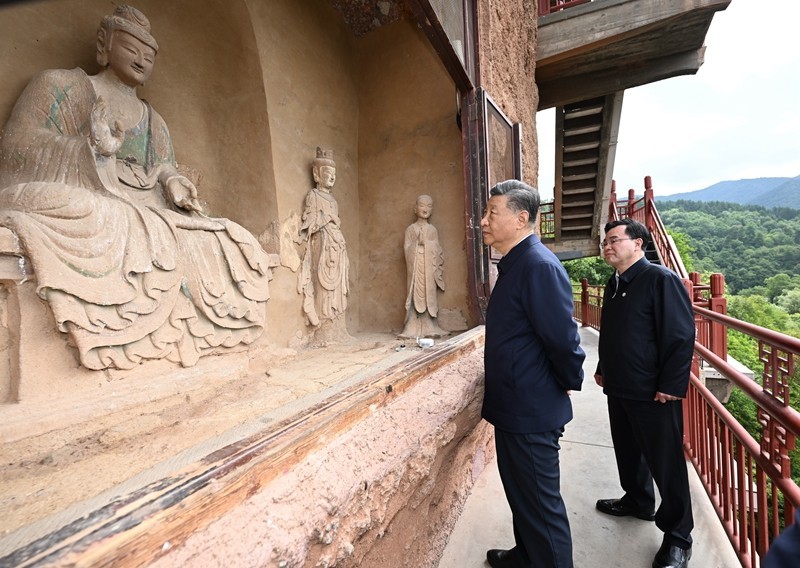 2024年9月11日，习近平总书记在天水市麦积山石窟考察。