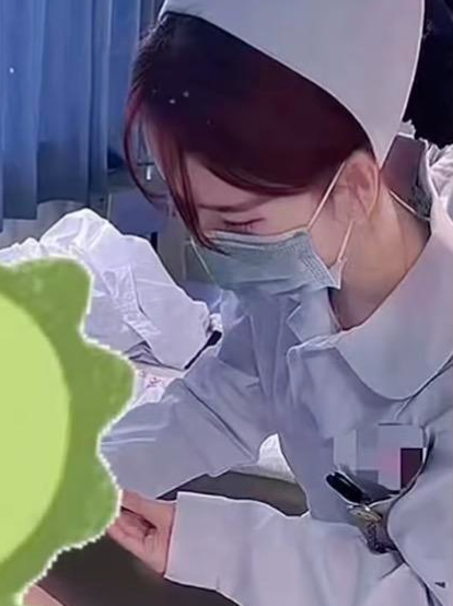 ▲李群学护理专业,先后通过专升本、考研提升学历 图据受访人