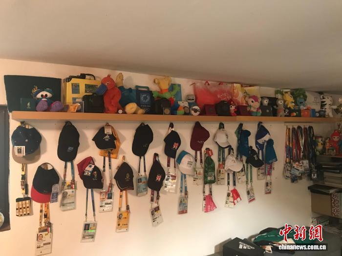 萨乐马什的家中宛如微型奥运博物馆。　(萨乐马什供图)