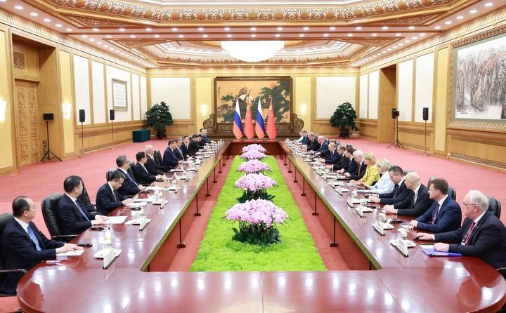 9月2日上午，国家主席习近平在北京人民大会堂同来华出席2025年上海合作组织峰会和纪念中国人民抗日战争暨世界反法西斯战争胜利80周年活动的俄罗斯总统普京举行会谈。新华社记者 丁海涛 摄
