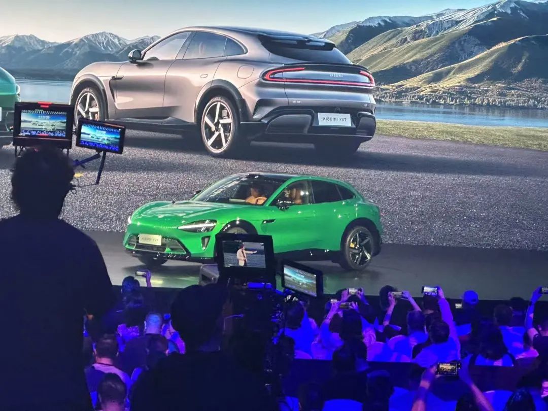 雷军宣布小米YU7全系标配激光雷达!强调了11次“安全”