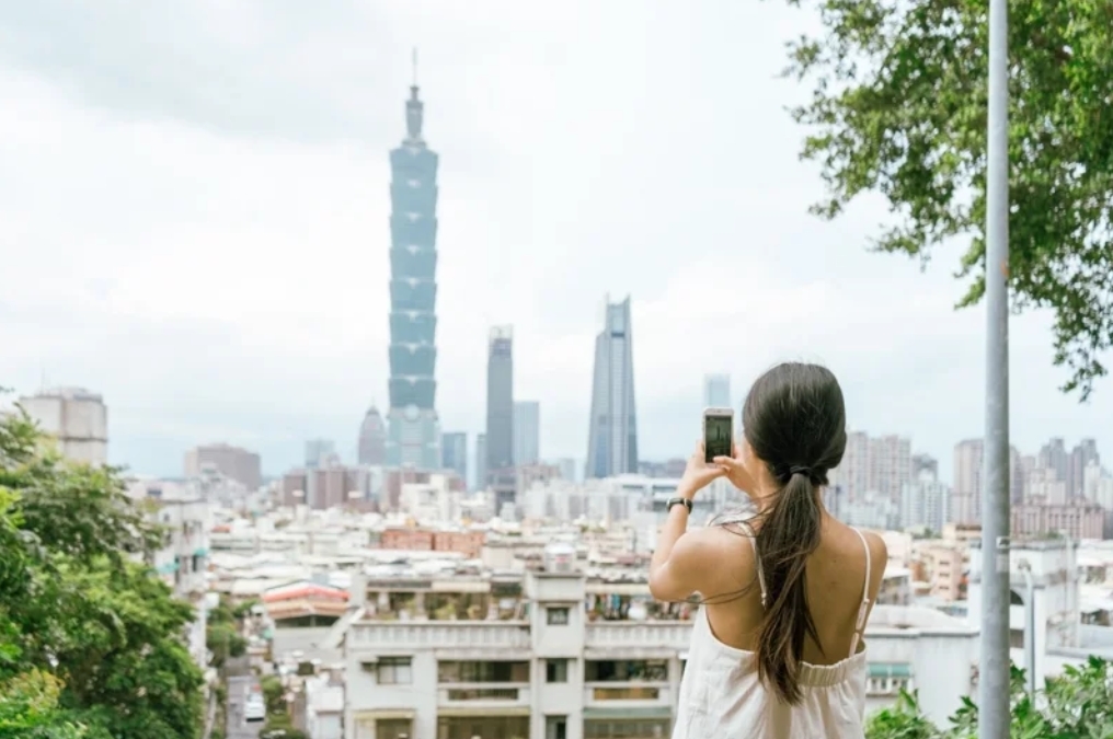 台交通事务主管部门表示预估2025台湾境内旅游人次达2.2亿被质疑.(图片来源:台湾“联合新闻网”)