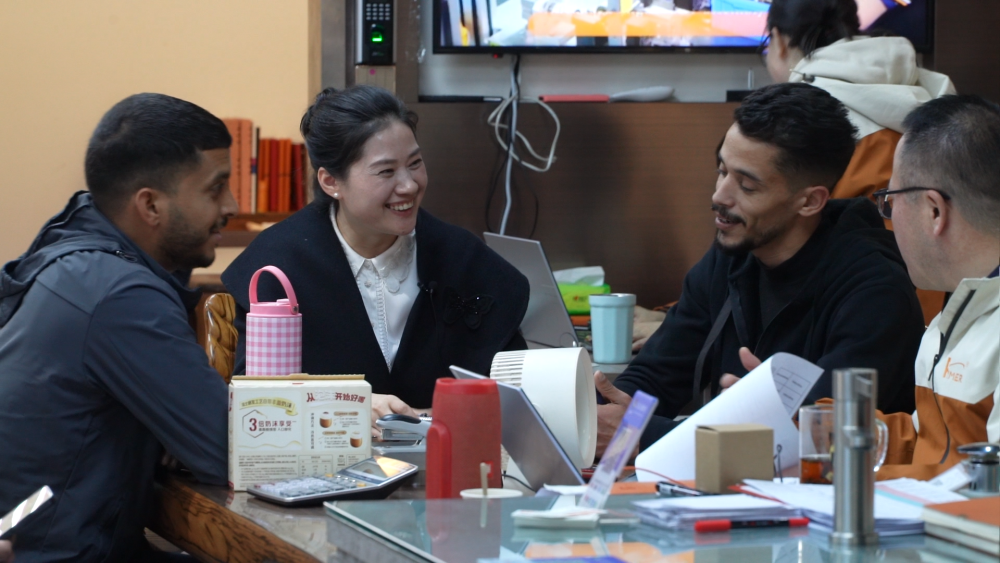 出海秘器——义乌老板娘的全球市场故事