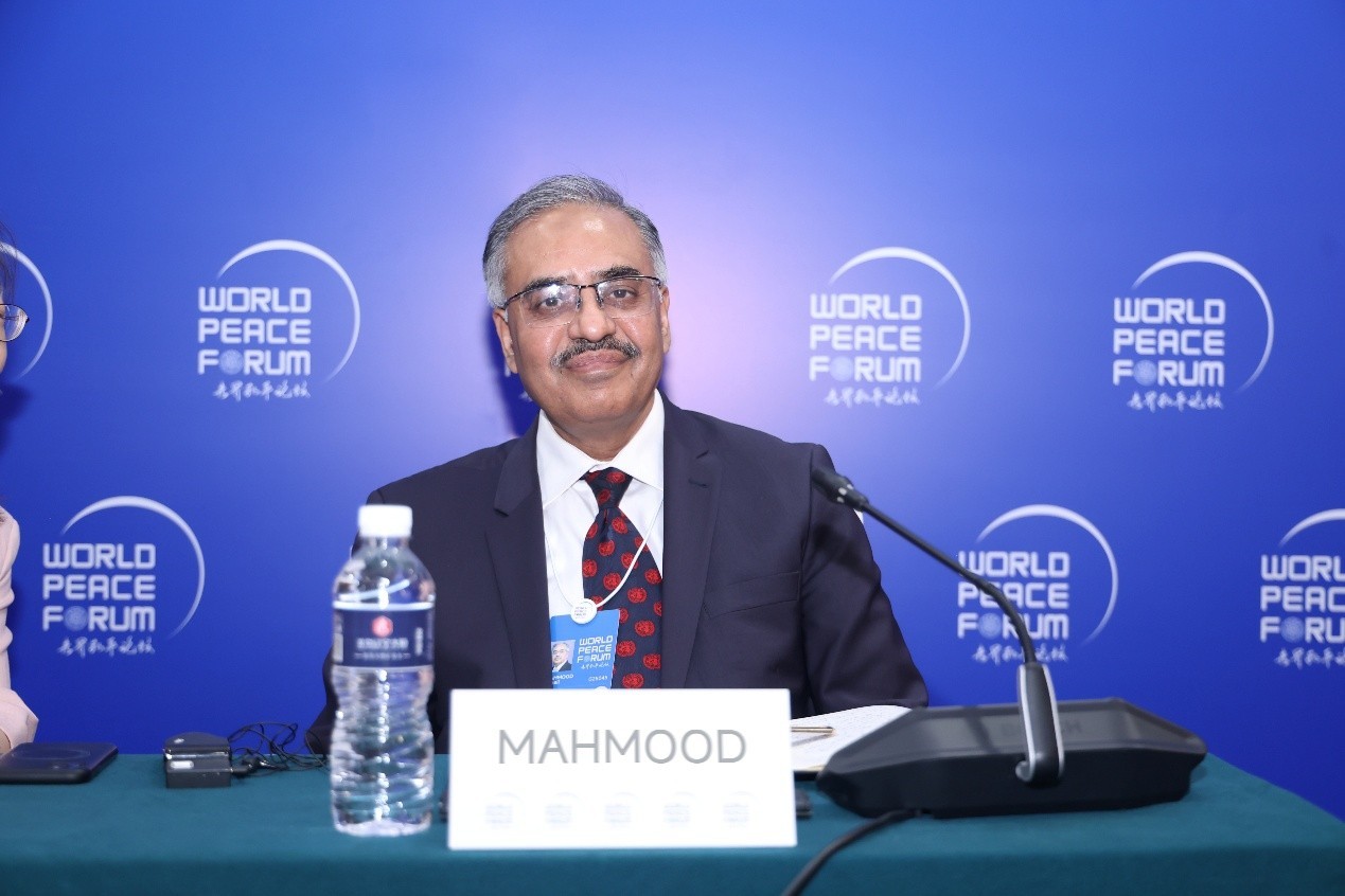 7月3日，巴基斯坦前外交秘书、伊斯兰堡战略研究所所长苏海尔&middot;马哈茂德在出席第十三届世界和平论坛期间接受记者采访。主办方供图