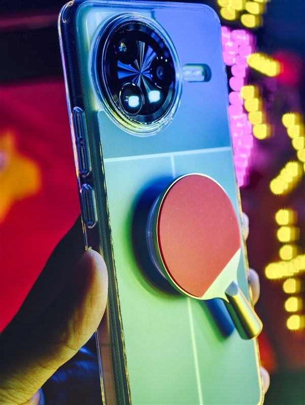 代言人樊振东生日!REDMI K80系列推出乒乓手机壳:售价79元