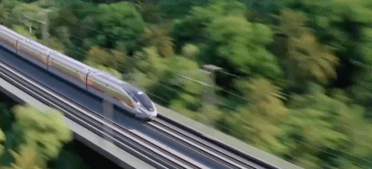全球跑得最快的高铁惊艳亮相!内部长啥样?带你一探究竟