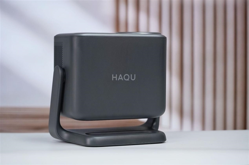 亮度不虚标的典范!哈趣H3 Ultra Max评测:2000元以内最强游戏投影仪