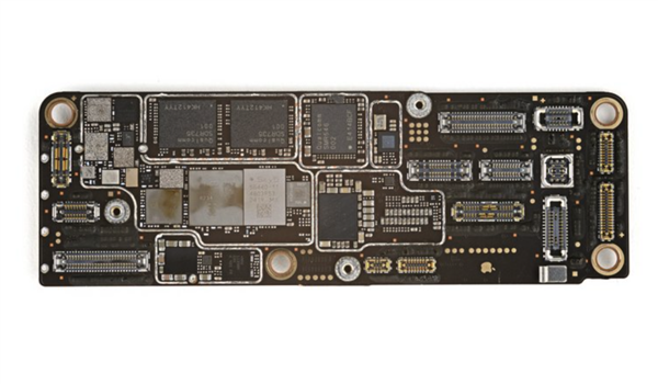 拆完iPhone Air后 我觉得苹果还有牙膏能挤