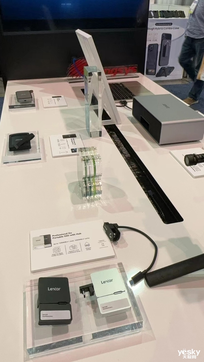 Lexar雷克沙多款创新存储产品亮相CES 2025 展示多场景存储解决方案