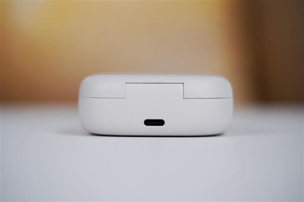 华为首款开放式耳挂耳机!FreeArc图赏