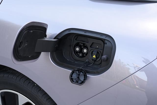 涵盖辅助驾驶/座舱/语音等,小鹏MONA M03推送第九次OTA升级