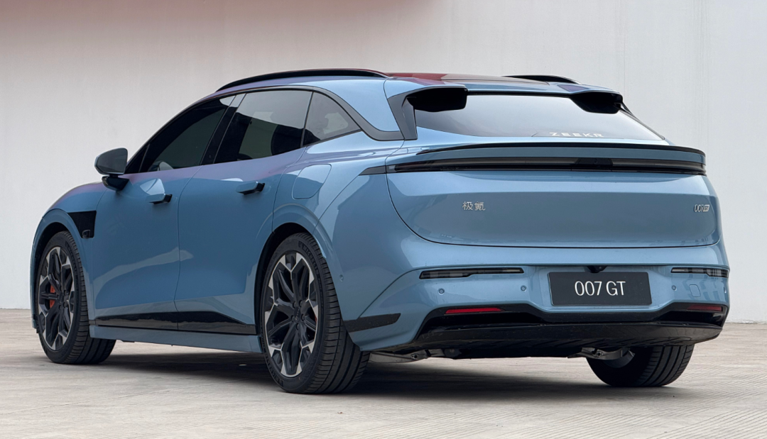 19.99万的007GT,极氪今晚诚意到位了