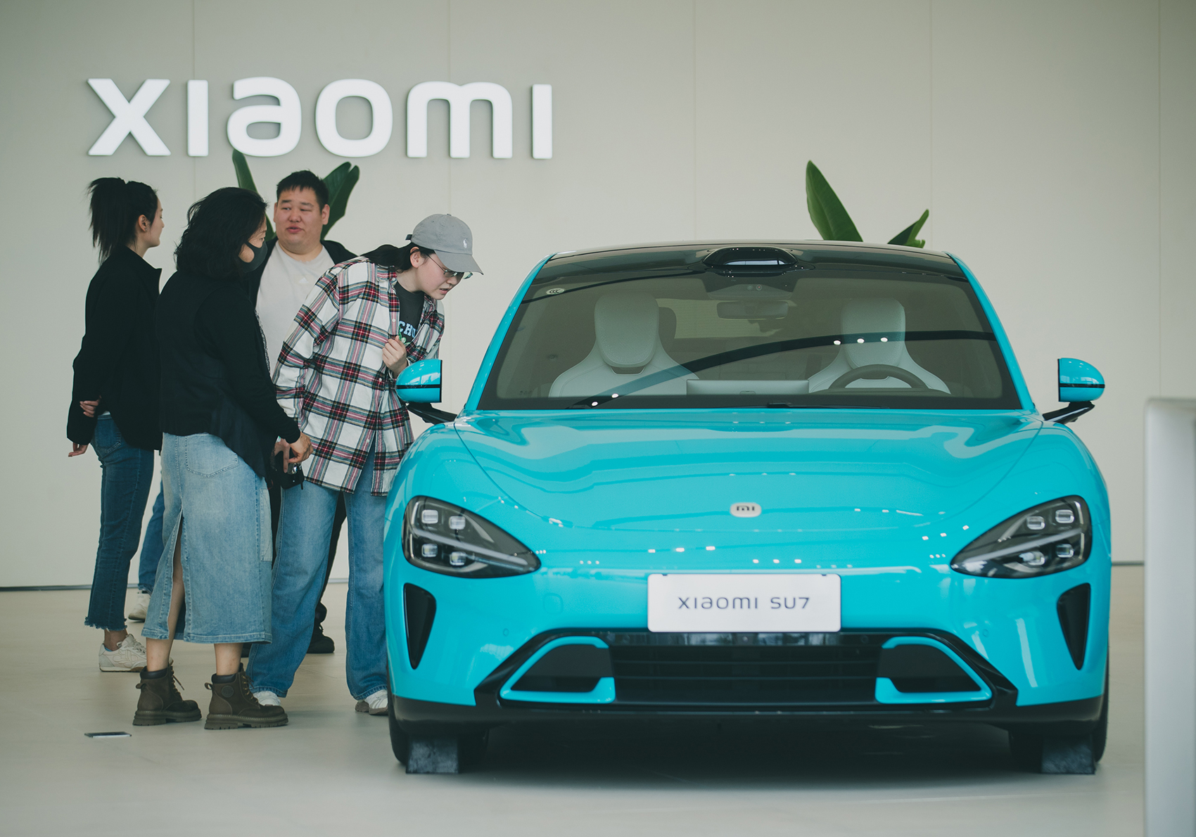 小米汽车，年收入超320亿元！雷军：今年交付目标提升至35万辆_凤凰网