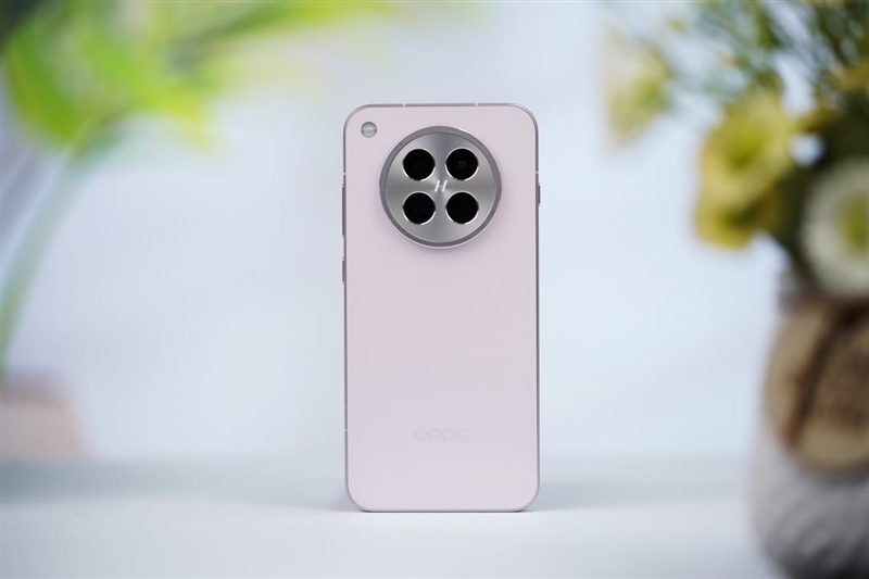 重新定义小屏旗舰!OPPO Find X8s评测:续航拍照再无后顾之忧