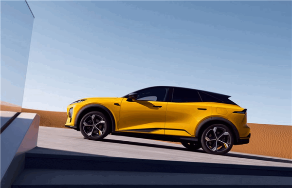 同级唯一全系标配华为乾崑智驾SUV!长安全新深蓝S07亮相成都车展