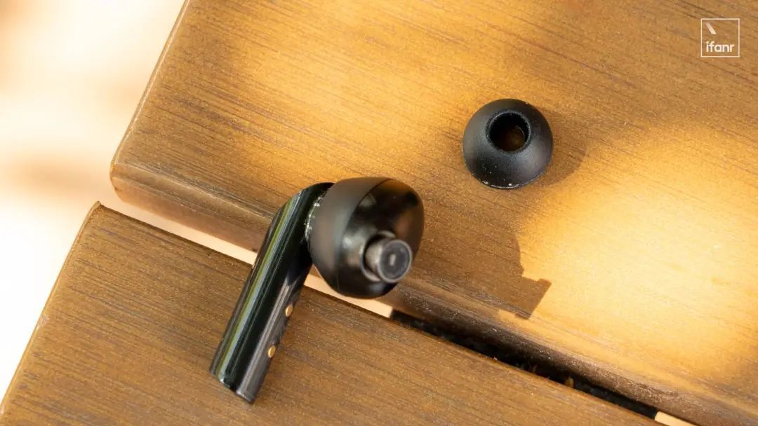 DENON AH-C840NCW 体验:传统稳定,老派音响厂商的水桶型真无线耳机