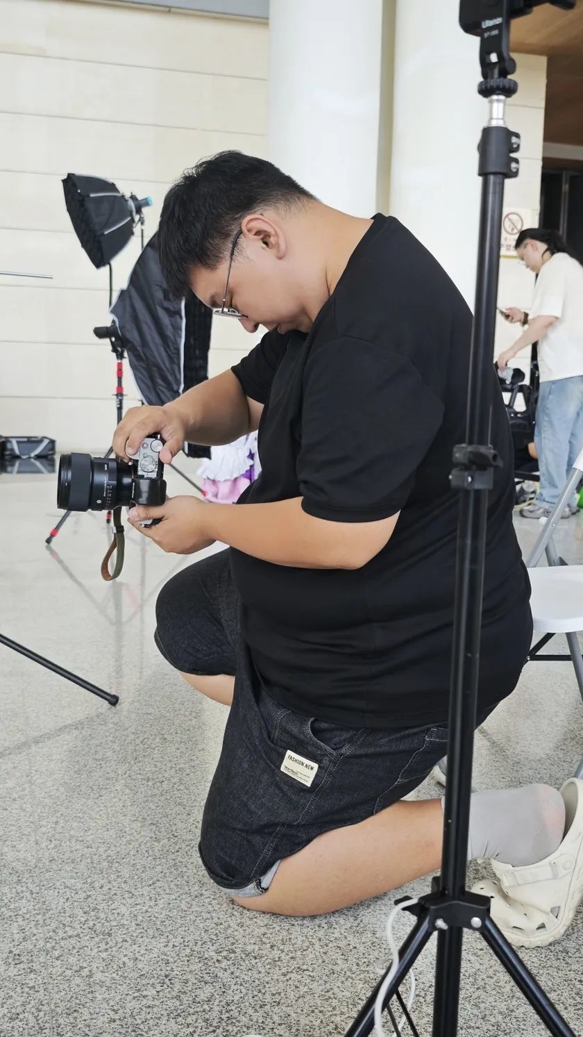 适马85mm F1.4 DG DN Art:灯阵摄影师的二次元利器