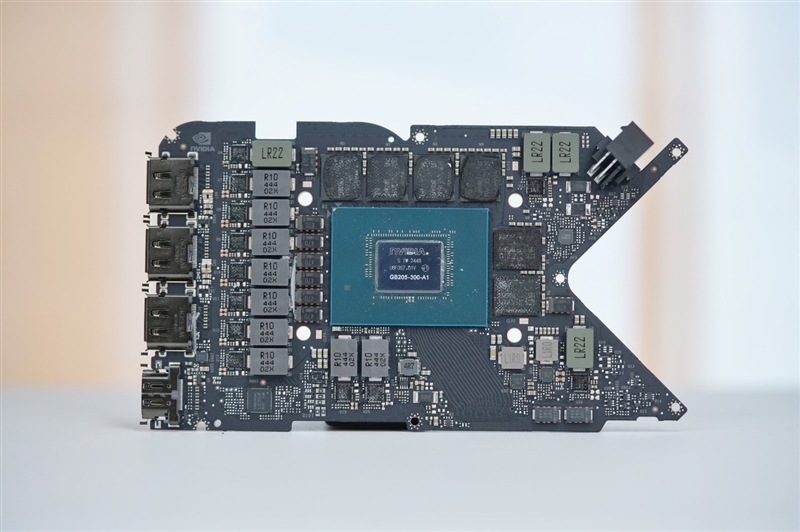 NVIDIA RTX 5070首发评测:DLSS 4提升超4倍!4K游戏不再是高端玩家专属