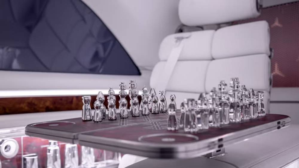 奔驰发布 MPV 概念车 VISION V,内饰科幻,前脸长了8 块腹肌