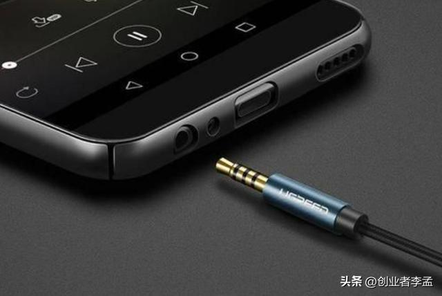 为什么不把USB接口设计为圆形?未来type-c接口会演化为圆形吗?