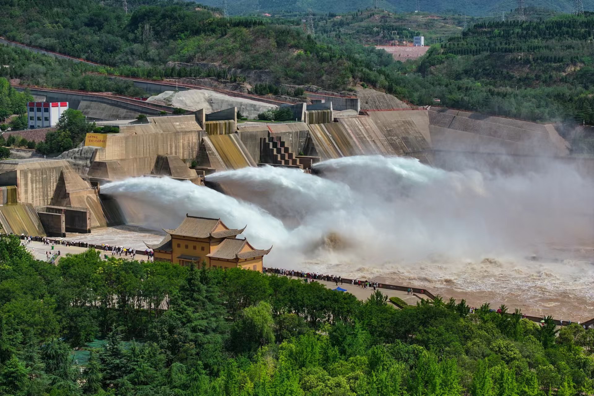 小浪底调水调沙,科学调控黄河水沙关系。