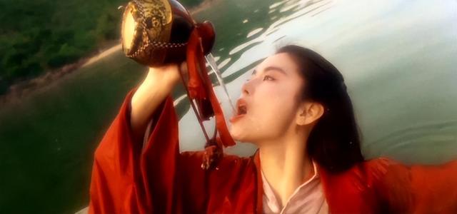明星无滤镜大变样！蒋欣满脸褶、董璇一脸苦相、姜妍僵硬像假人