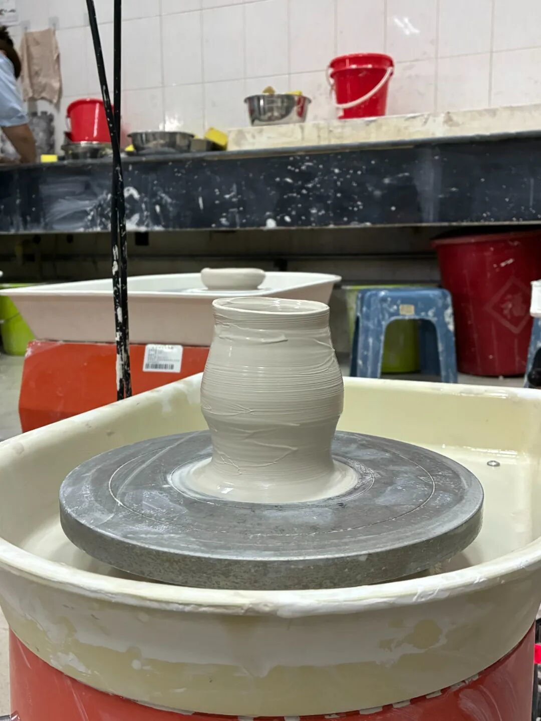 娱疗内容包括陶艺、音乐、体育、书画等