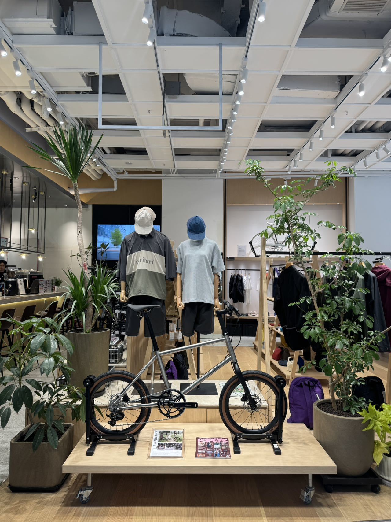 8f5669afd381f57f68770e30f239a43c