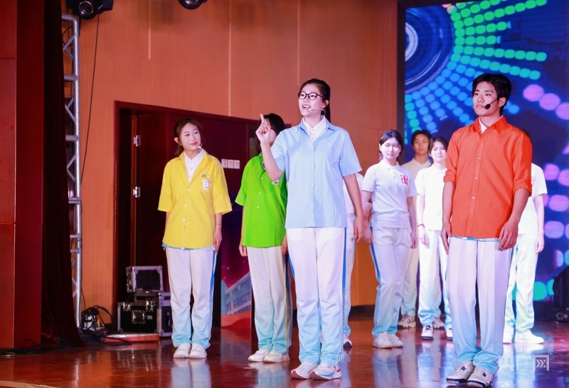 天津理工大学音乐剧《爱上天津指南3：上合之城》（央广网记者 褚夫晴 摄）
