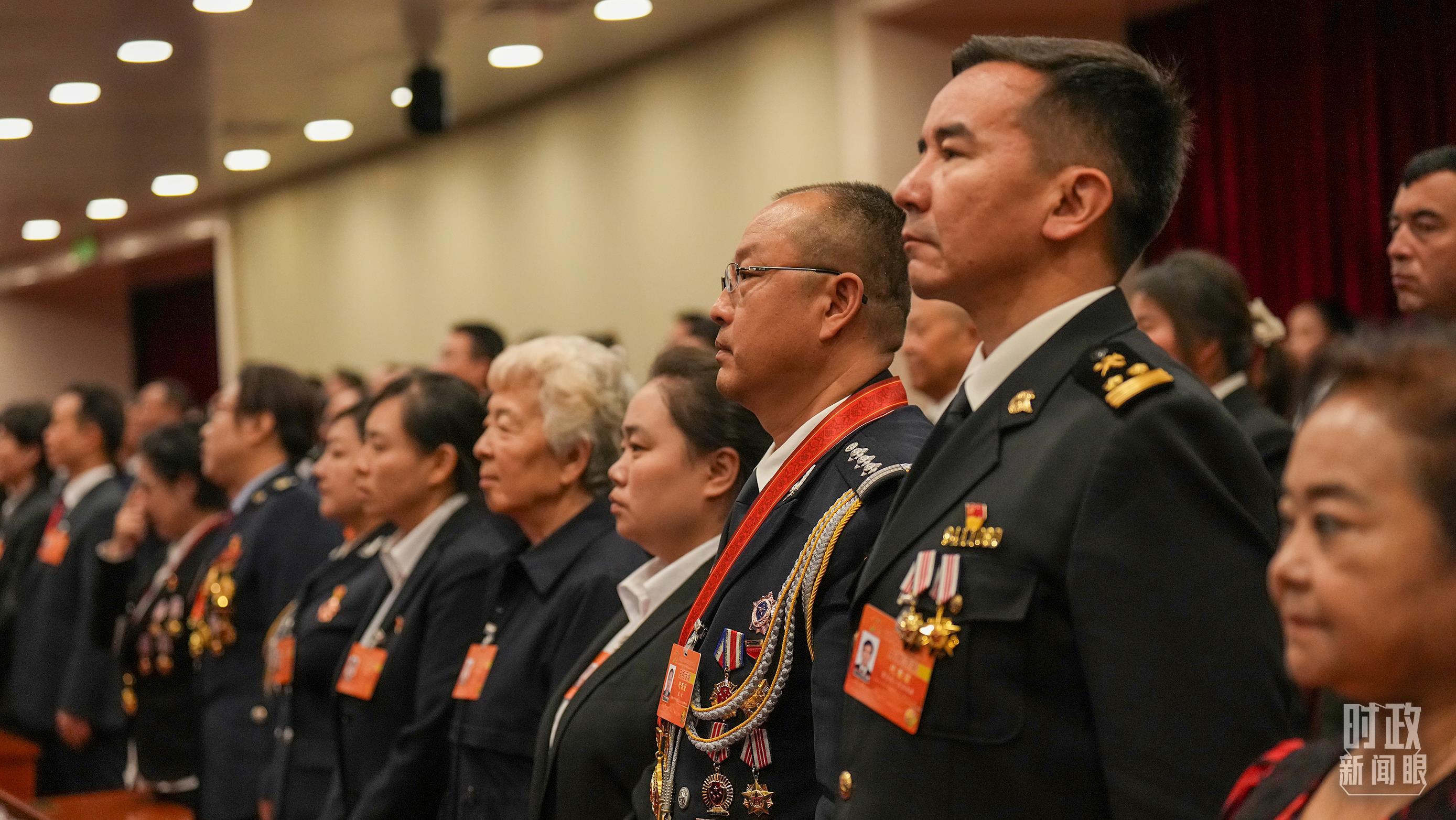 △出席庆祝大会的各界代表。(总台记者李晋拍摄)