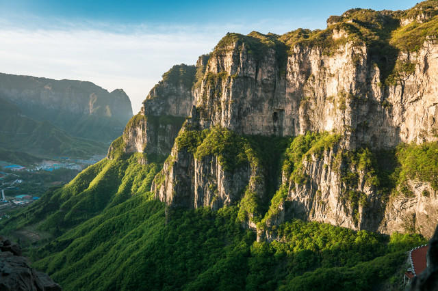 ▲南太行山 图据图虫创意