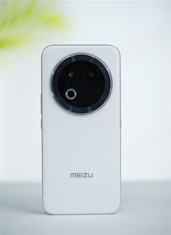 行业首款南德三防认证手机!魅族Note 16 Pro流云白图赏