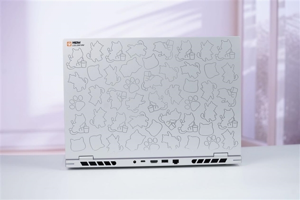 宅系玩家首选!七彩虹橘宝R16 Ultra评测:高颜值金属外观 2k游戏爽玩