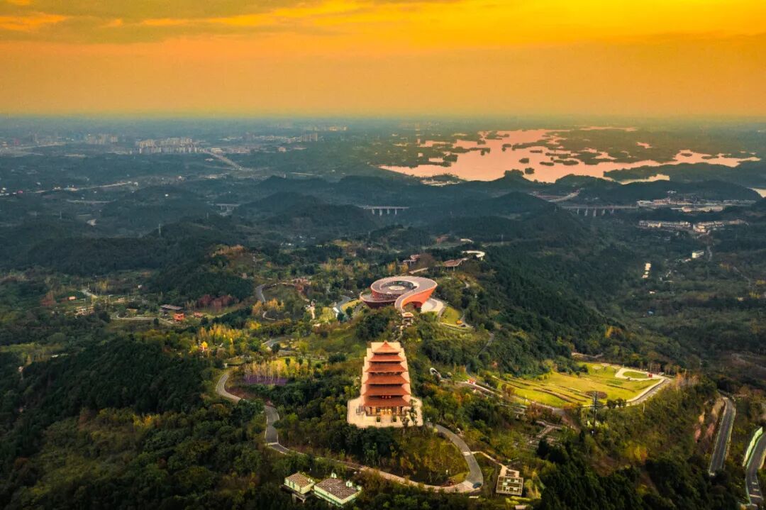 ▲龙泉山脉