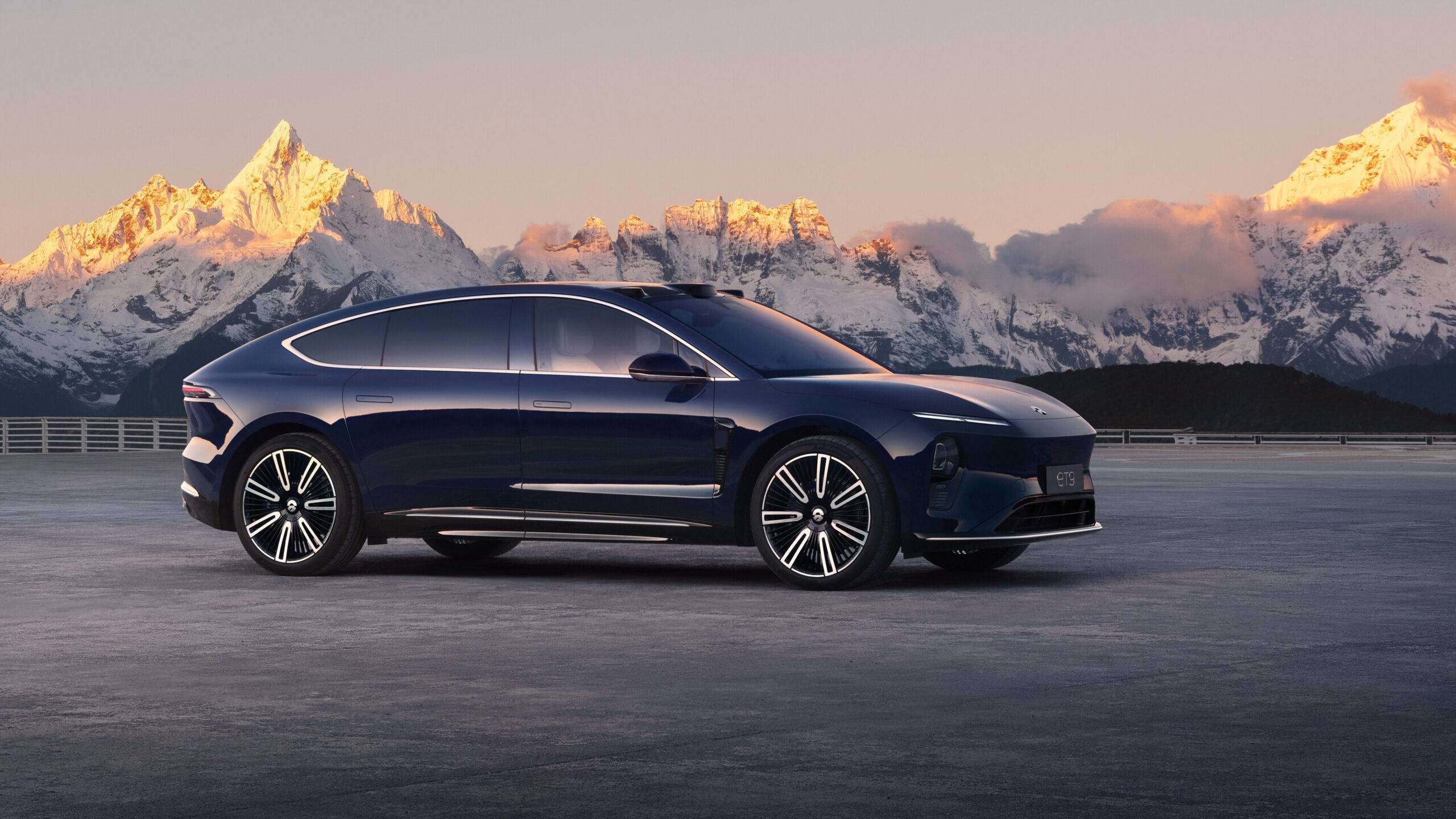 早报|华为 Q1 中国智能手机市场份额第一/贾跃亭:将用股权收益还债/QQ 支持微信小程序