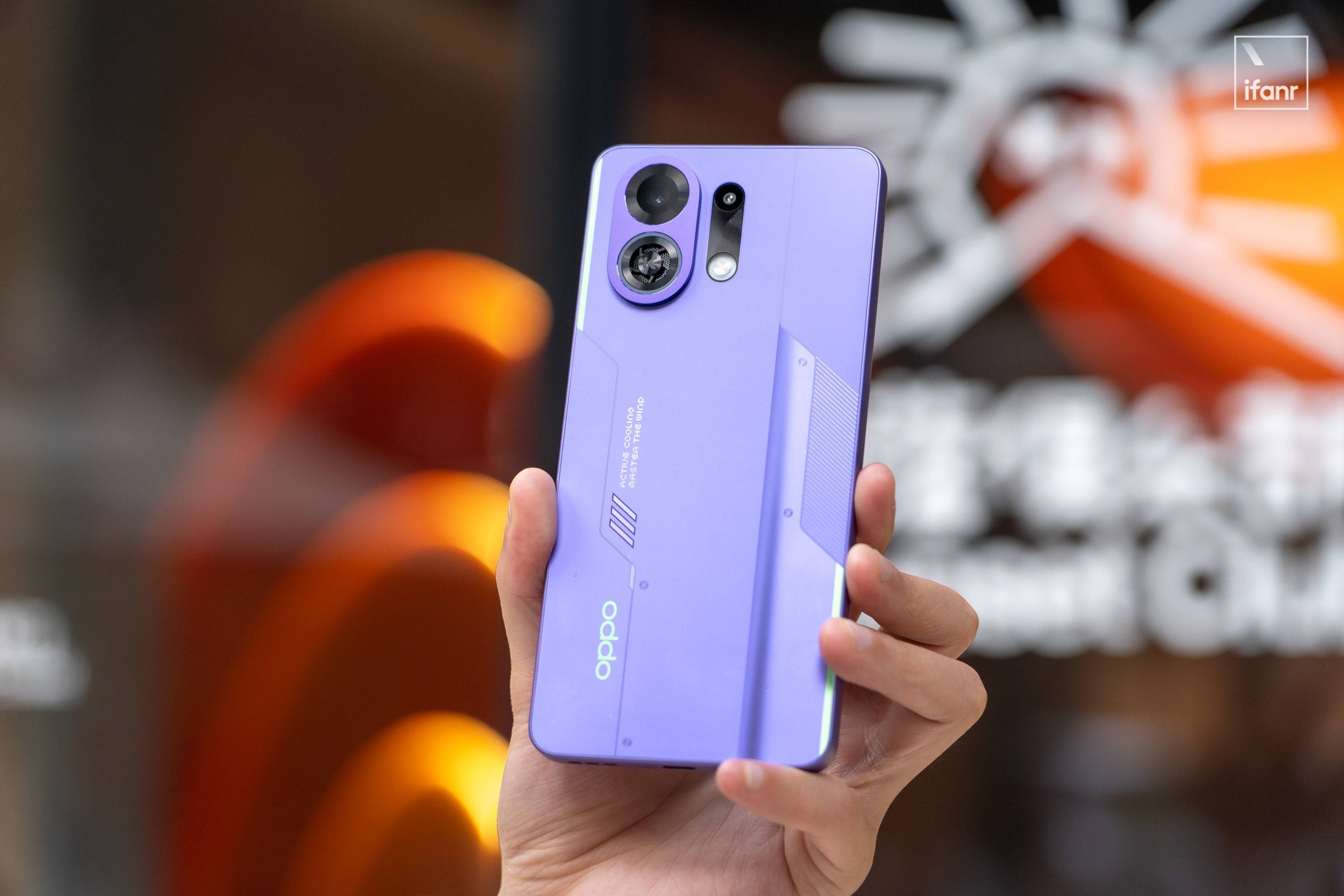 OPPO K13 Turbo Pro 发布:1999 元起售!给性能机加风扇,真的有用吗?